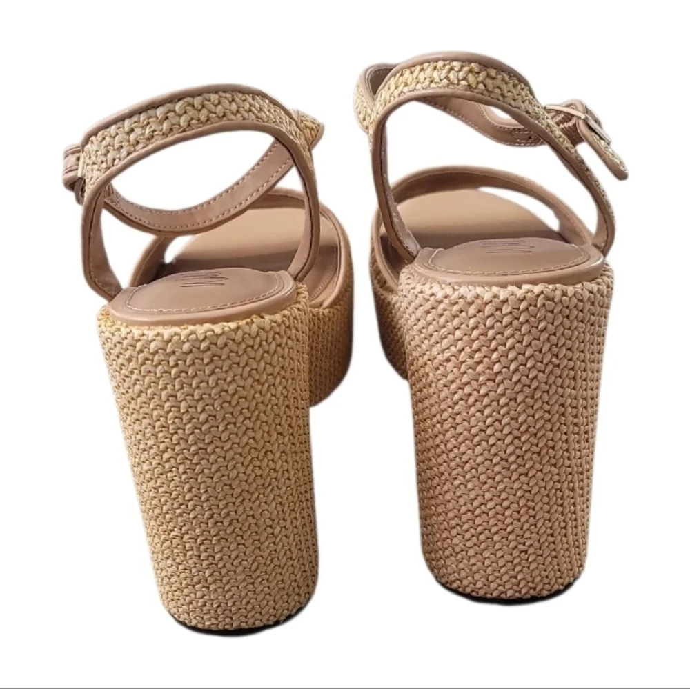 Wild Pair Beige Ankle Strap  Platform Sandals Size 11 NWOT